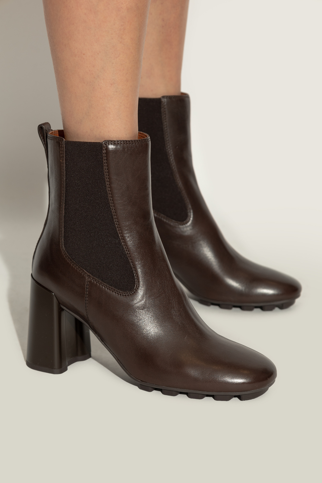 ショートブーツ・ブーティ HOGAN Woman Flat ankle boots Hazel HXW6450FF90BTM S410 Women's Hogan H-Stripes suede ankle boot hxw6450ff90btm